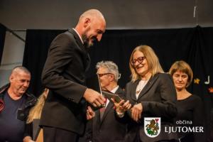 Koncert Mešanega pevskega zbora Cven-Pristava 12